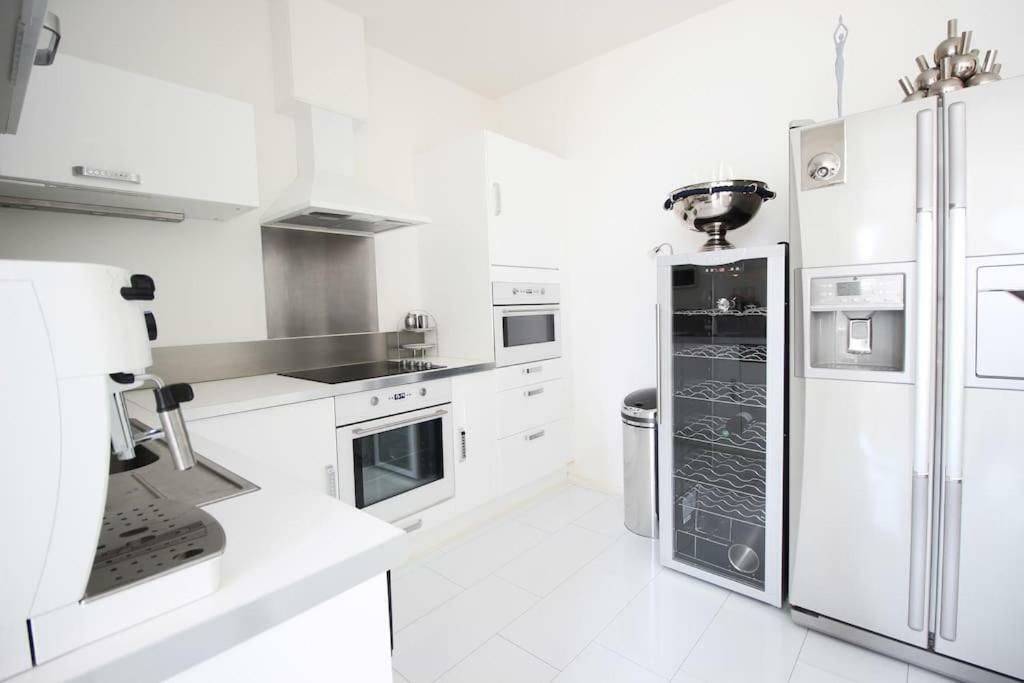 White Luxury Penthouse In City Centre Amsterdam Exterior foto