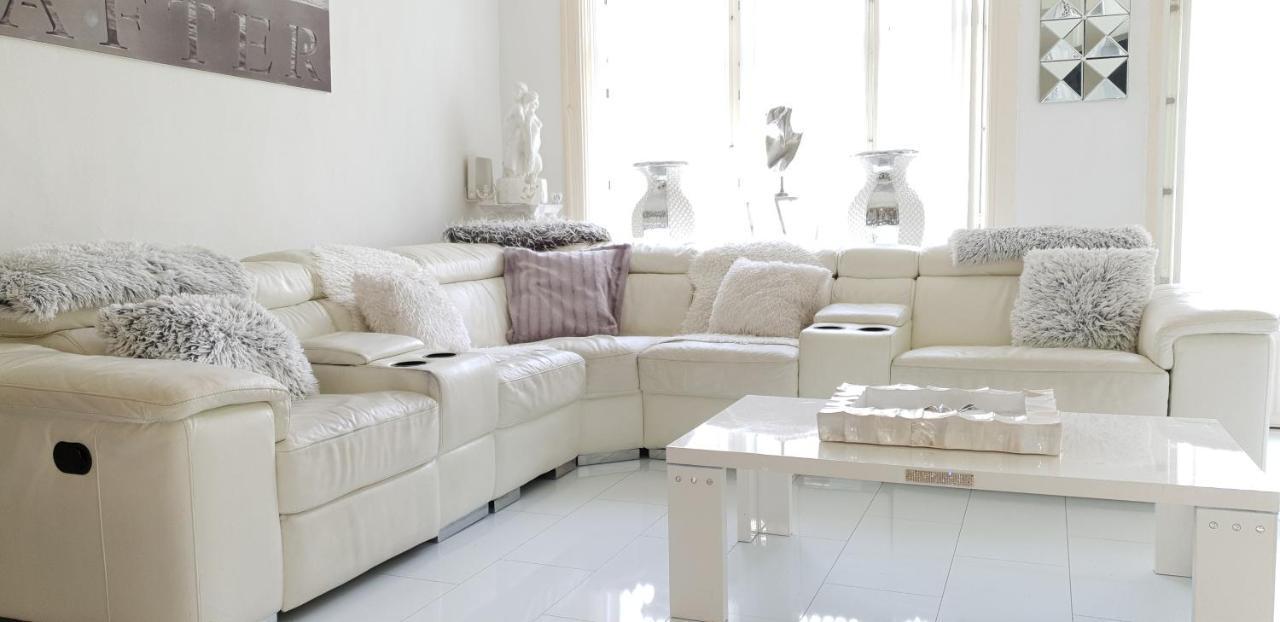 White Luxury Penthouse In City Centre Amsterdam Exterior foto